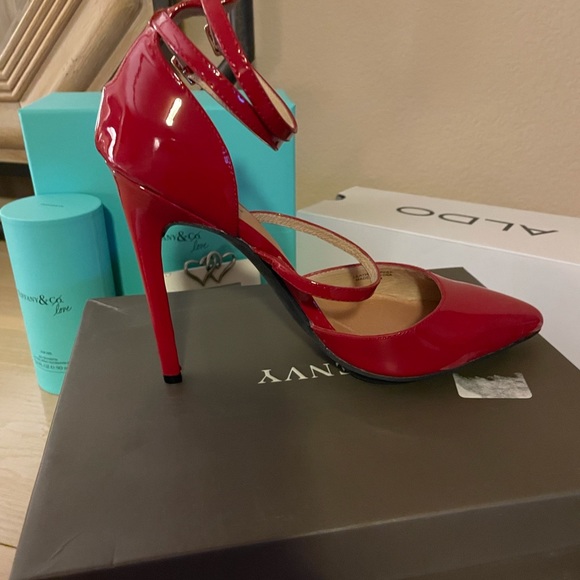 Renvy Heel🔥🔥🔥 - Picture 3 of 5